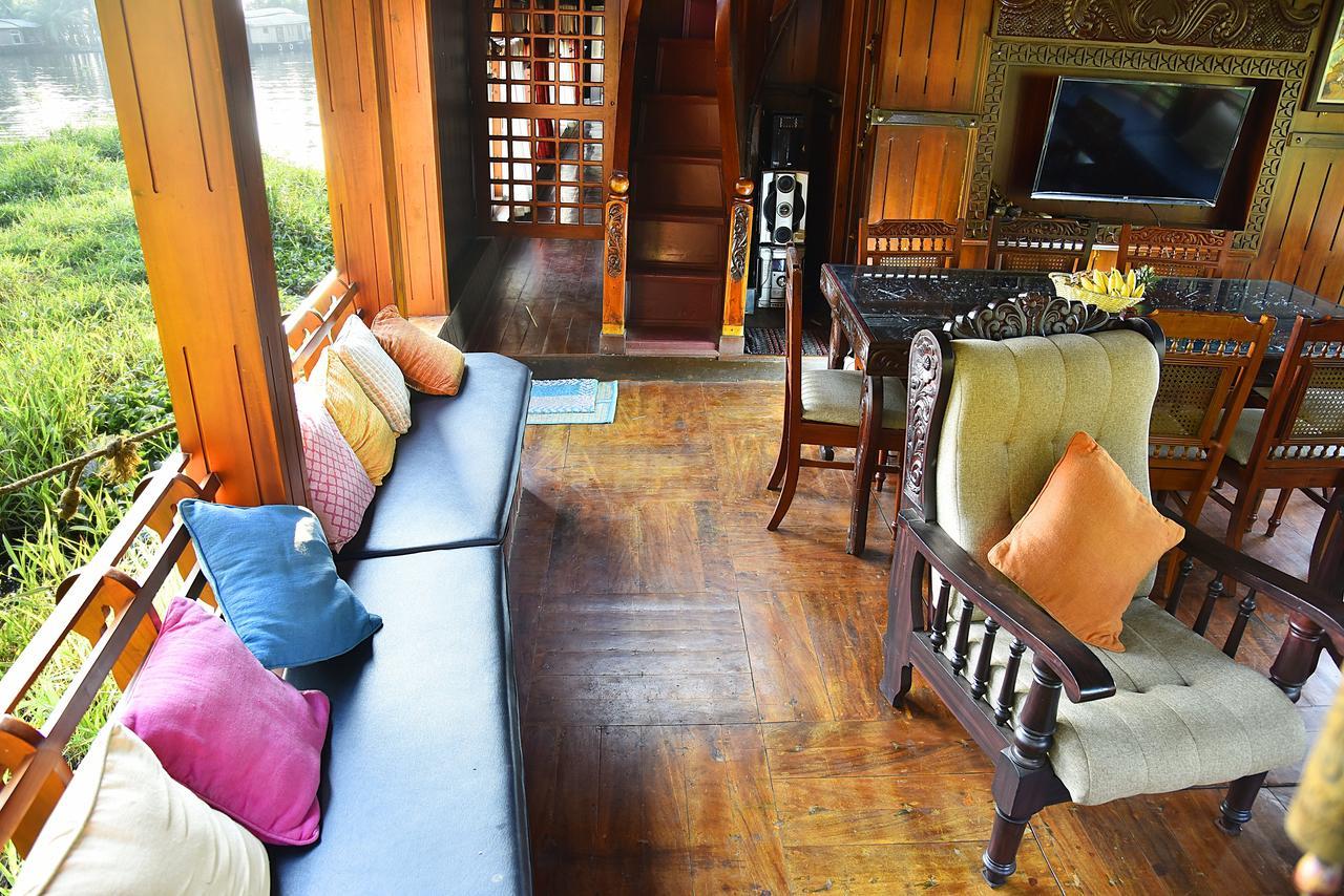 Indiavacationz Houseboats Hotel Alappuzha Exterior foto