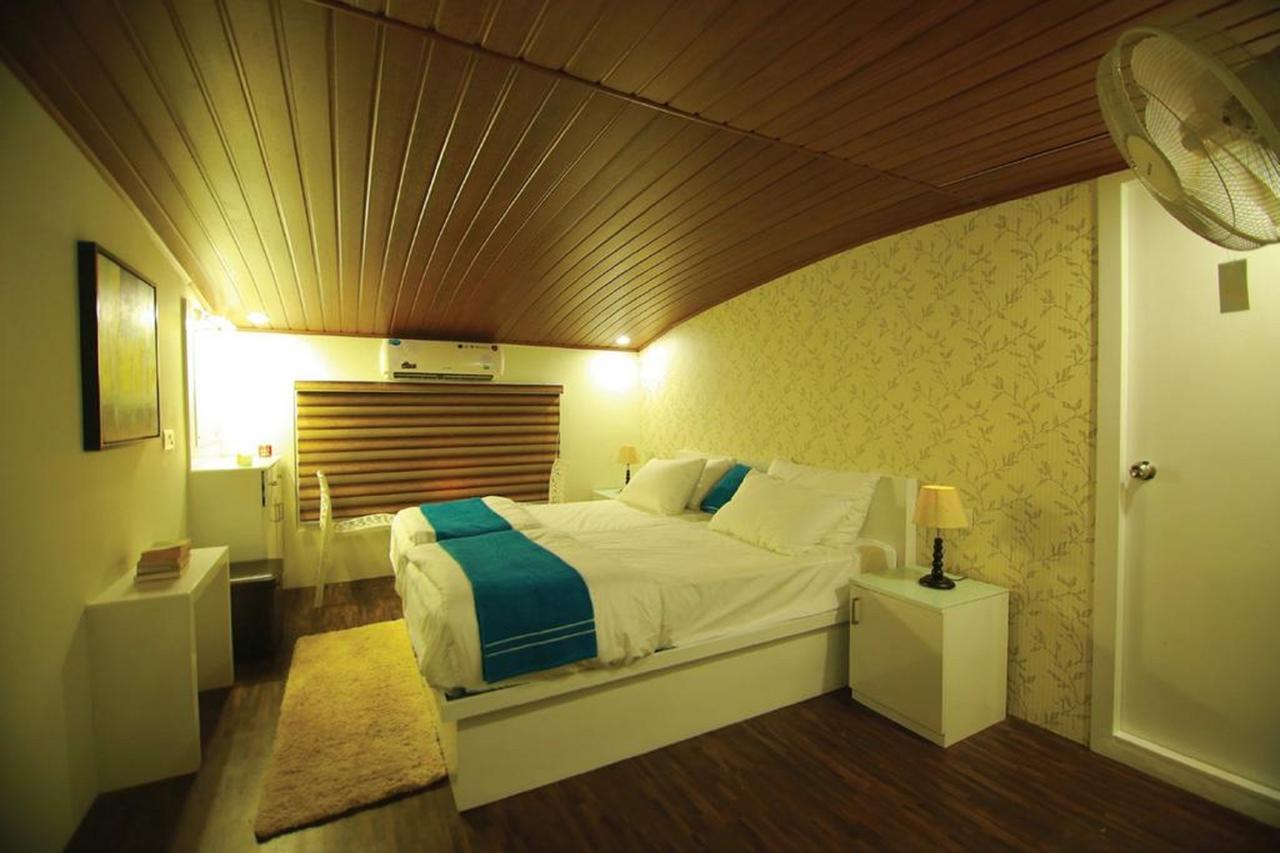 Indiavacationz Houseboats Hotel Alappuzha Exterior foto