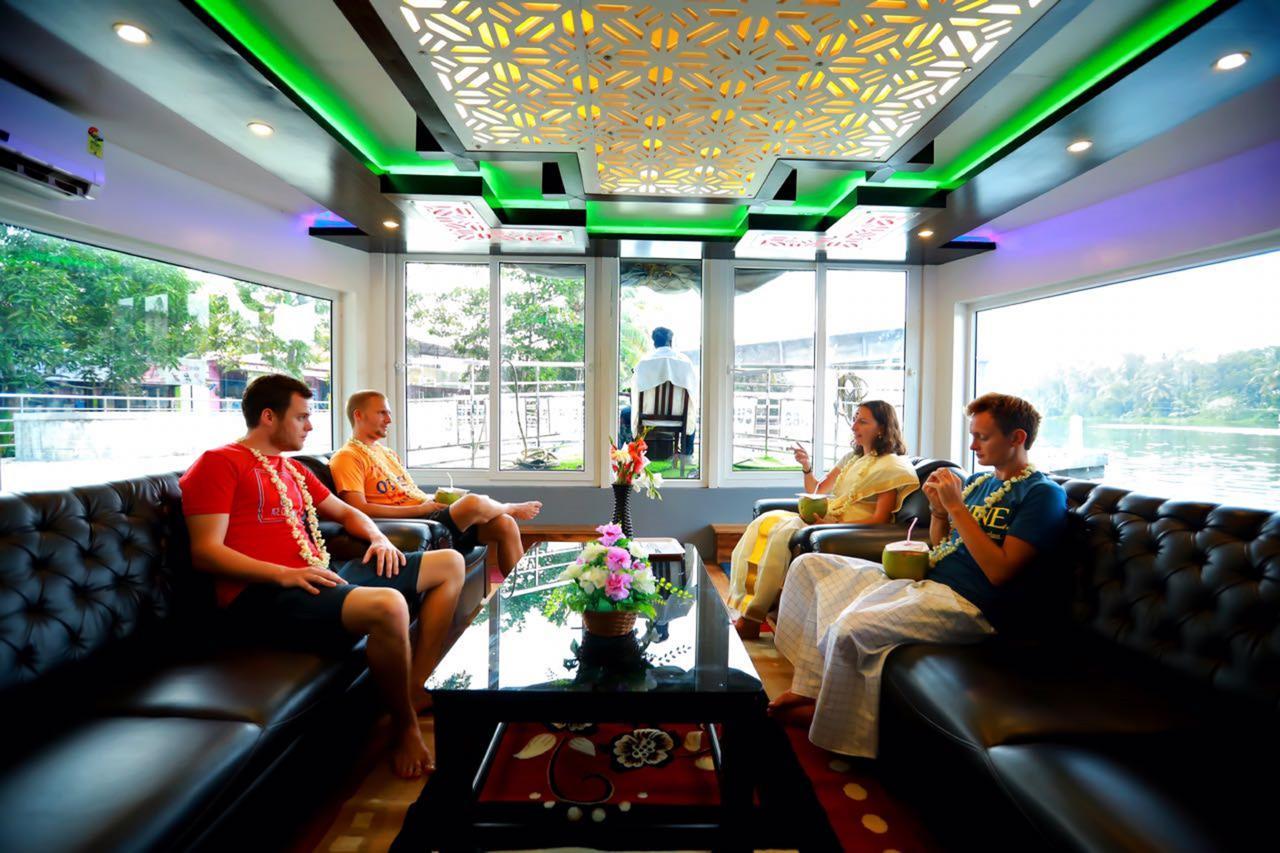 Indiavacationz Houseboats Hotel Alappuzha Exterior foto